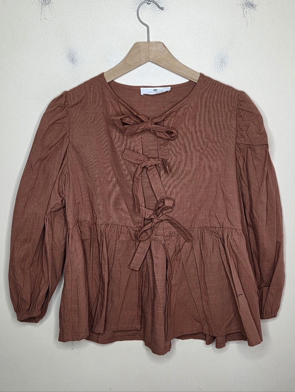 Everyday Chic Boutique Rust Burnt Orange Tie Front Top Jacket Size Medium